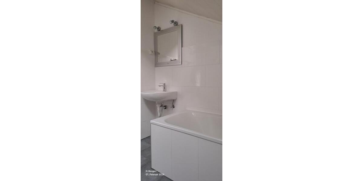 Dachgeschoßwohnung Korschenbroich - 2 Zimmer, 50 m&sup2;, 450&euro; | Angebot:24749981