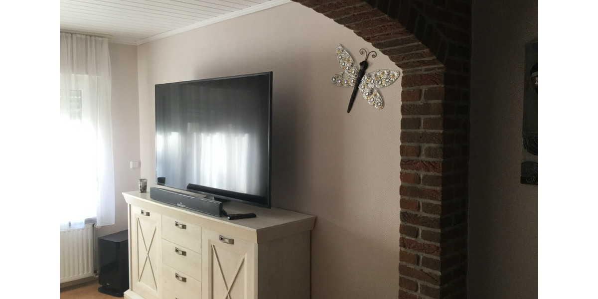 Etagenwohnung Norden - 4 Zimmer, 140 m&sup2;, 1.200&euro; | Angebot:25045229