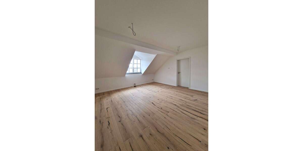 Etagenwohnung Fürth Südstadt - 3.5 Zimmer, 102 m&sup2;, 1.224&euro; | Angebot:27005606