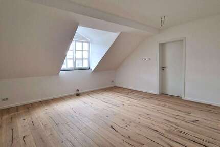 Wohnung Fürth Südstadt - 3.5 Zimmer, 102 m&sup2;, 1.224&euro; | Angebot:27005606