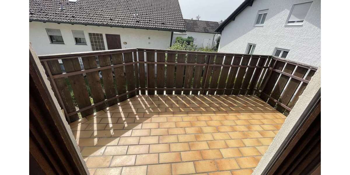 Etagenwohnung Ingolstadt - 3 Zimmer, 75 m&sup2;, 980&euro; | Angebot:27292989
