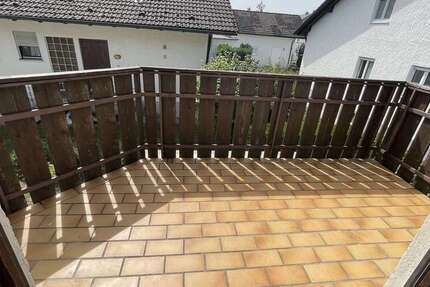 Wohnung Ingolstadt - 3 Zimmer, 75 m&sup2;, 980&euro; | Angebot:27292989