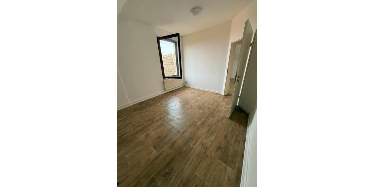 Etagenwohnung Ratzeburg - 4 Zimmer, 75 m&sup2;, 700&euro; | Angebot:26604961