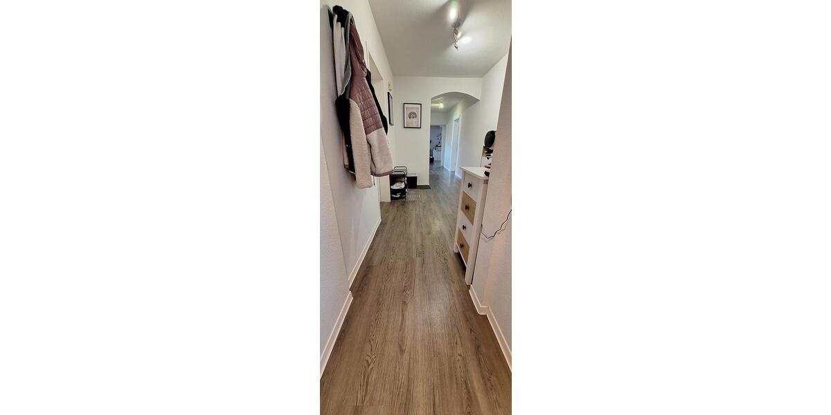 Erdgeschoßwohnung Kehl - 5 Zimmer, 120 m&sup2;, 1.180&euro; | Angebot:26611013