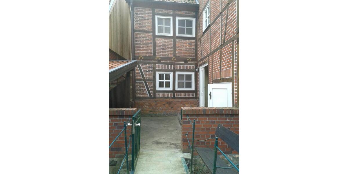 Etagenwohnung Boizenburg/Elbe Elbe - 1 Zimmer, 28 m&sup2;, 260&euro; | Angebot:26271591