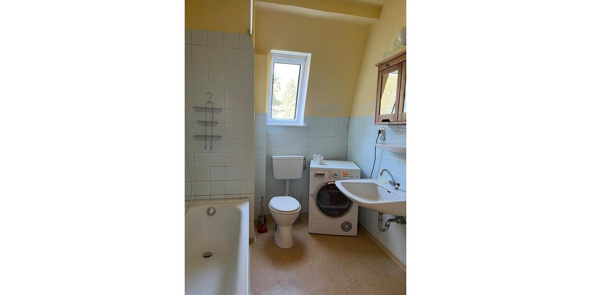 Etagenwohnung Kassel Harleshausen - 6 Zimmer, 113 m&sup2;, 1.100&euro; | Angebot:26194627