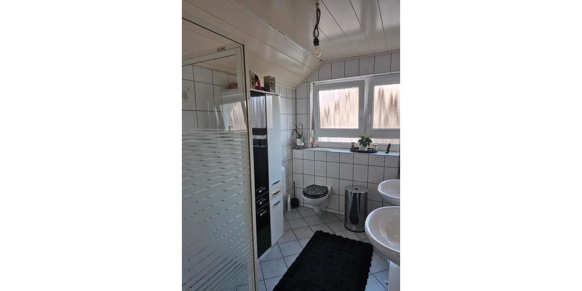 Dachgeschoßwohnung Westerheim - 4 Zimmer, 110 m&sup2;, 1.170&euro; | Angebot:25959874