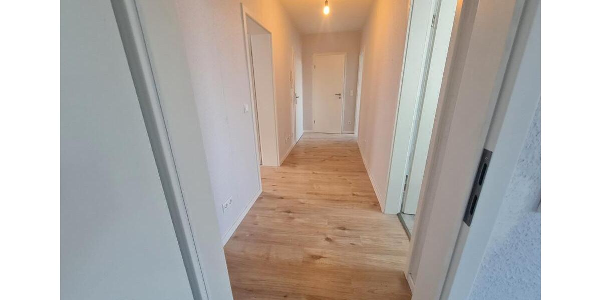 Etagenwohnung Krefeld Cracau - 3 Zimmer, 73 m&sup2;, 775&euro; | Angebot:26697782