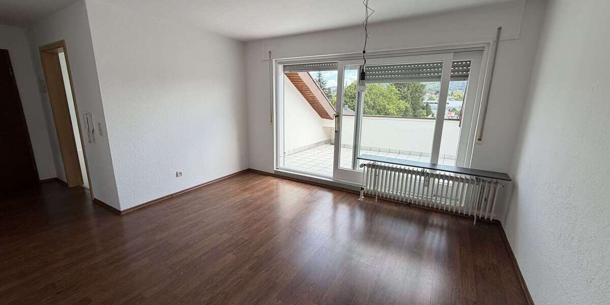 Etagenwohnung Schorndorf - 2 Zimmer, 68 m&sup2;, 810&euro; | Angebot:27243940