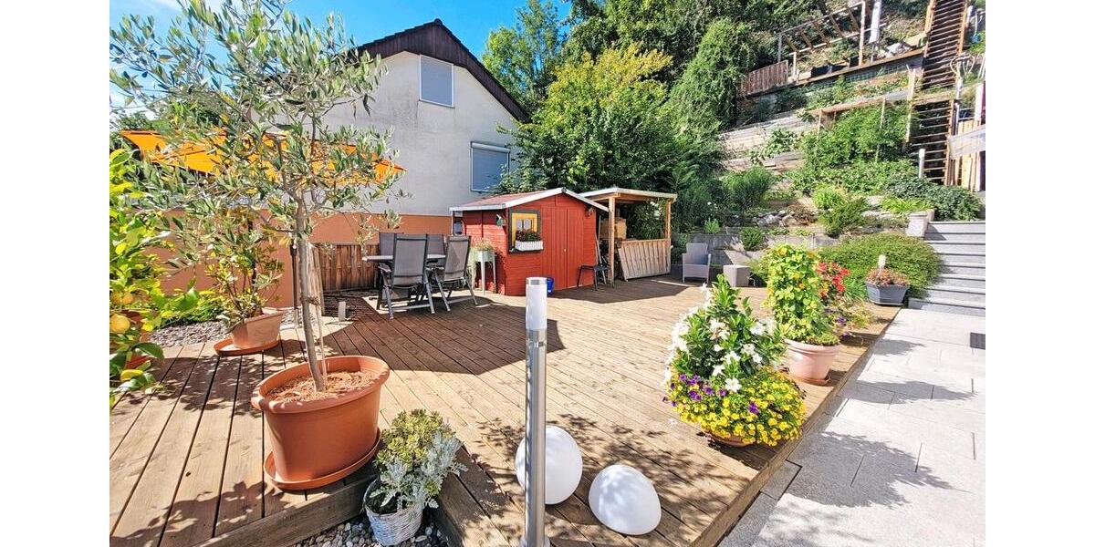 Erdgeschoßwohnung Ortenberg - 5 Zimmer, 133 m&sup2;, 1.400&euro; | Angebot:24767504