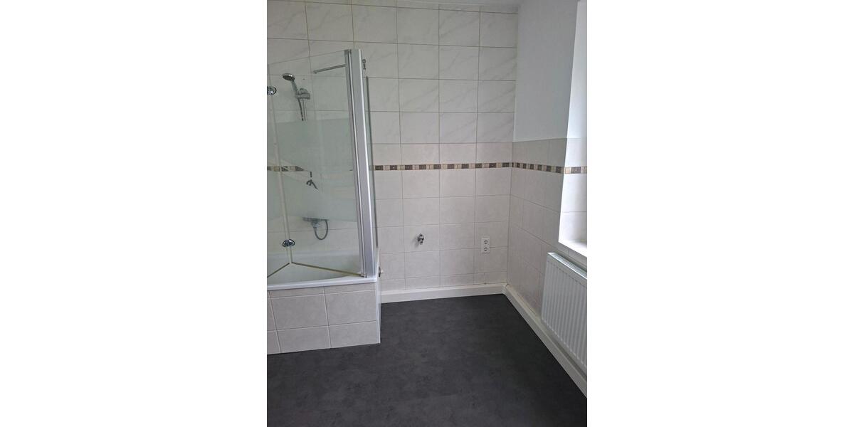 Erdgeschoßwohnung Bleicherode - 3 Zimmer, 83 m&sup2;, 750&euro; | Angebot:25285643