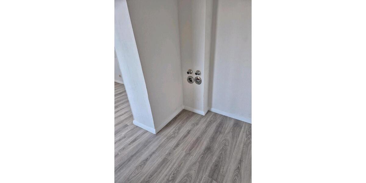 Etagenwohnung Halberstadt - 2 Zimmer, 76 m&sup2;, 380&euro; | Angebot:26246871