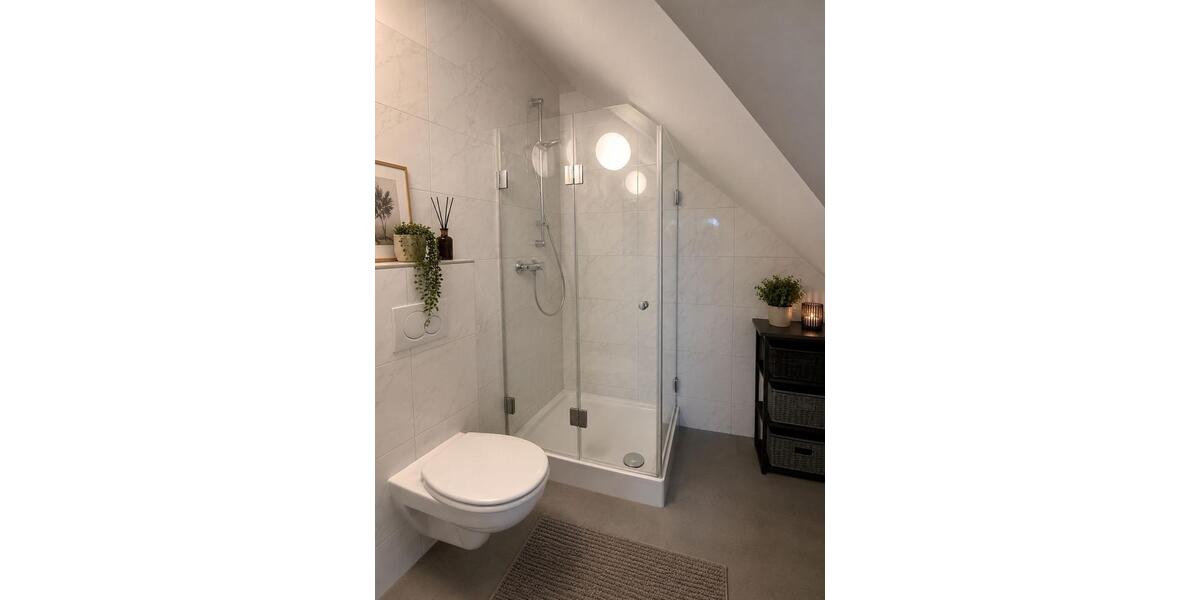 Wohnen auf Zeit Schloß Holte-Stukenbrock Stukenbrock - 5 Zimmer, 130 m&sup2;, 16&euro; | Angebot:26696285