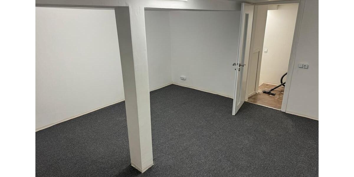 Einfamilienhaus Lauda-Königshofen Königshofen - 6 Zimmer, 140 m&sup2;, 1.350&euro; | Angebot:25259011