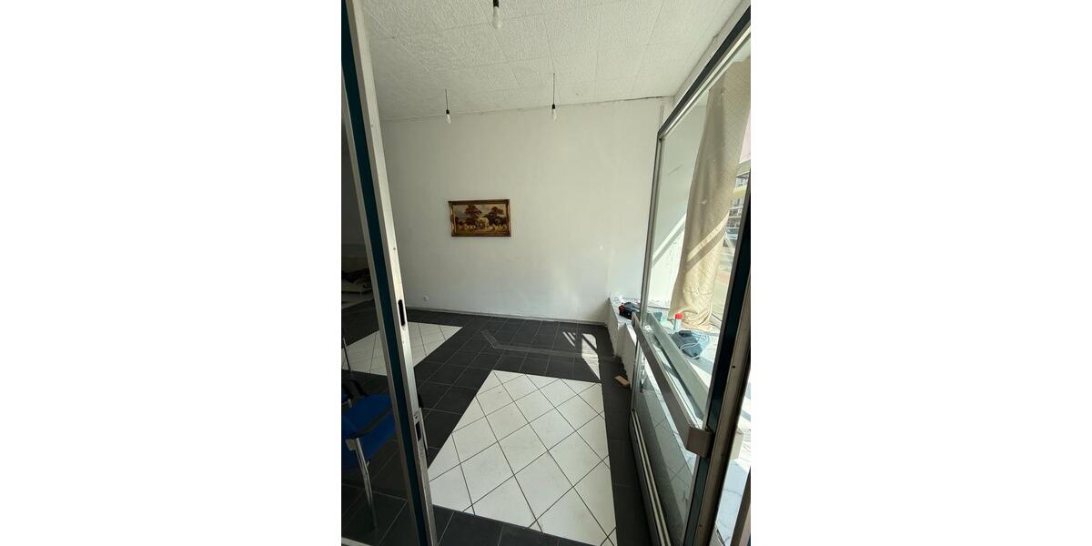 Gewerbeobjekt Ludwigshafen am Rhein - 1.800&euro; | Angebot:25950607