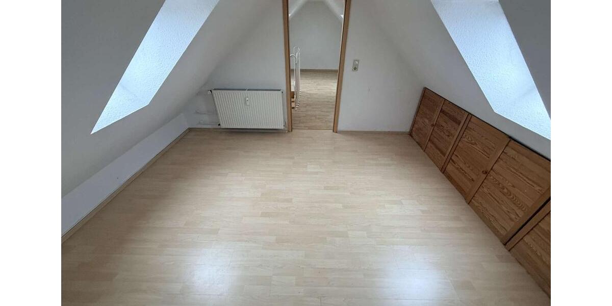 Maisonettenwohnung Merseburg - 4 Zimmer, 78 m&sup2;, 530&euro; | Angebot:26132294
