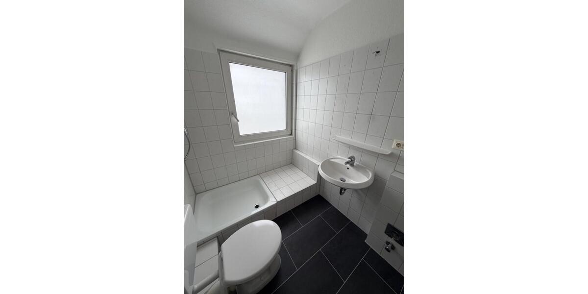 Dachgeschoßwohnung Salzgitter Ortschaft Ost - 2 Zimmer, 51 m&sup2;, 359&euro; | Angebot:24814786