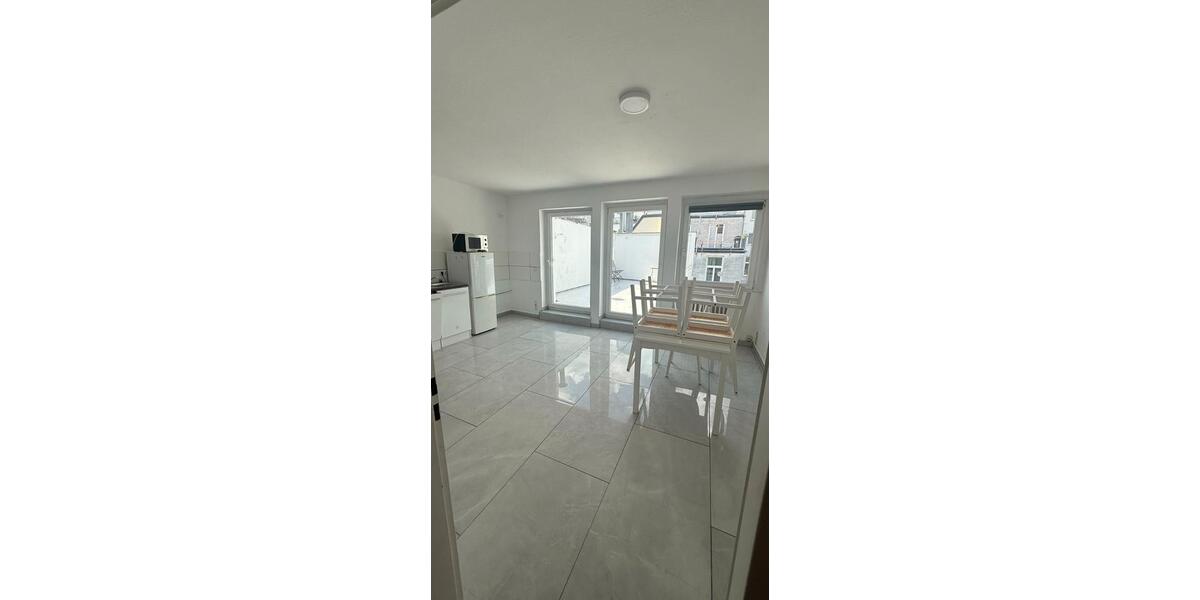 Terrassenwohnung Köln Innenstadt - 2 Zimmer, 90 m&sup2;, 1.600&euro; | Angebot:26664053