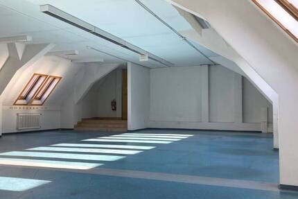 Gewerbeobjekt Bamberg Gereuth - 4 Zimmer, 184 m&sup2;, 1.030&euro; | Angebot:23709072