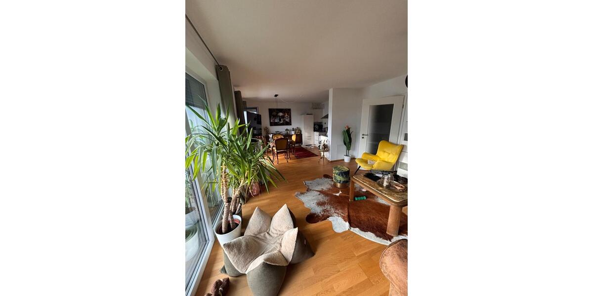 Exklusive 2-Zi.-Whg. mit Blk, Stpl., Aufzug, EBK in Erding 2.5 zimmer