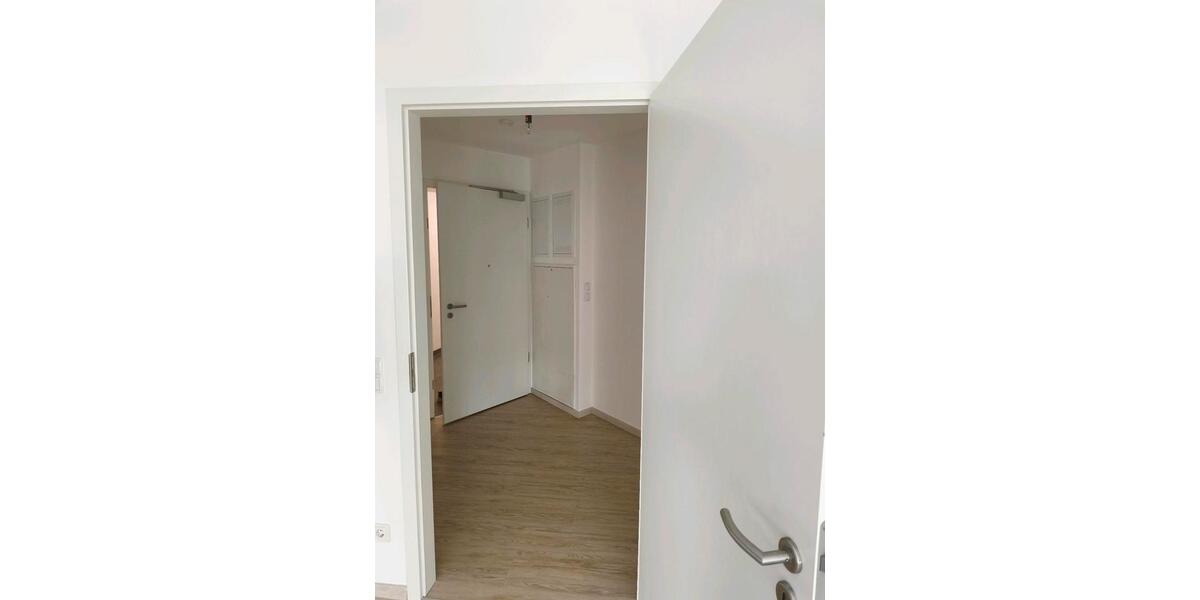 Etagenwohnung Köfering - 2 Zimmer, 69 m&sup2;, 890&euro; | Angebot:26049404