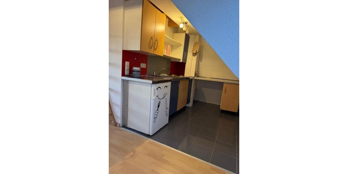 Gemütliche Dachgeschosswohnung für ruhigen Bewohner*in in Bremen 1 zimmer