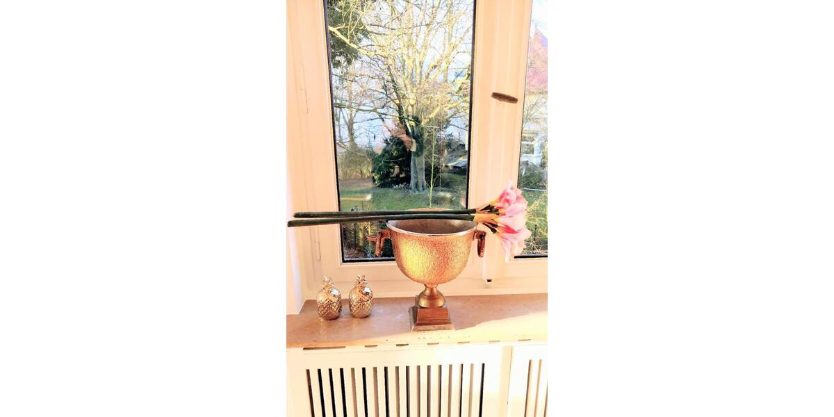 Etagenwohnung Herford - 5 Zimmer, 200 m&sup2;, 2.000&euro; | Angebot:25439050