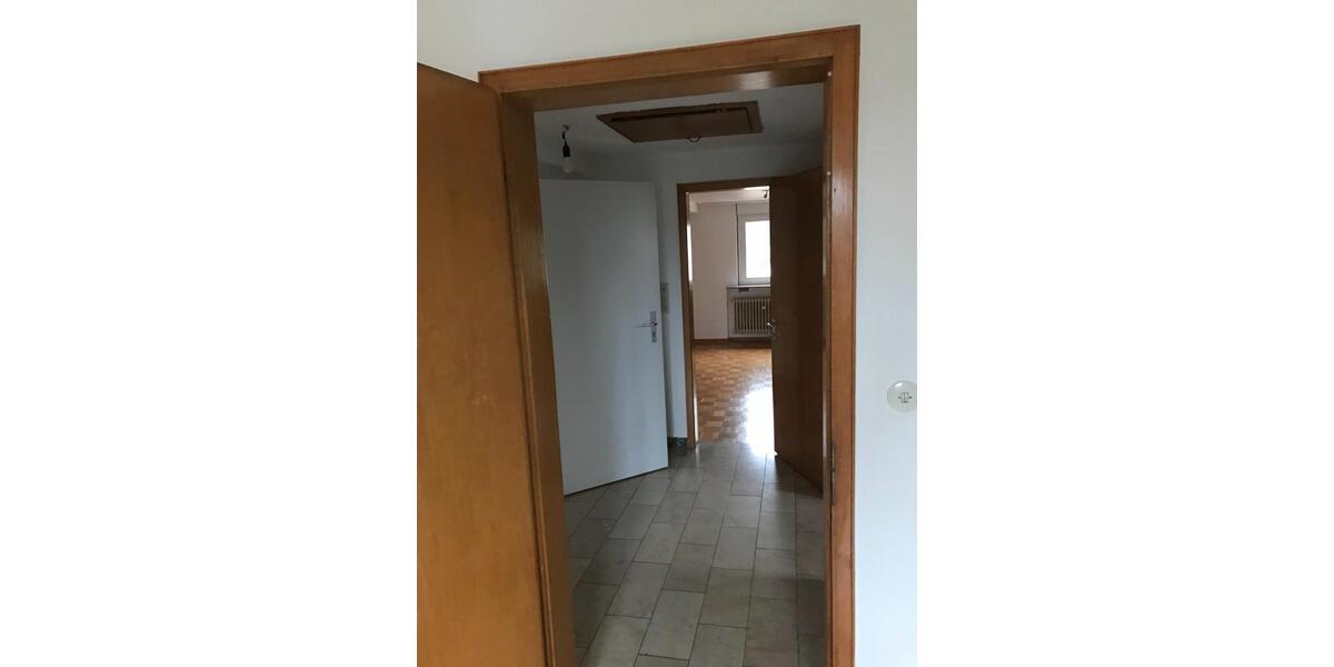 Dachgeschoßwohnung Hösbach - 1.5 Zimmer, 60 m&sup2;, 590&euro; | Angebot:26044242
