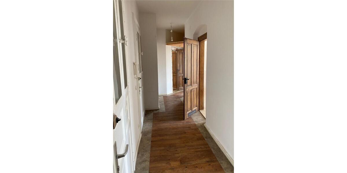 Etagenwohnung Markkleeberg - 5 Zimmer, 120 m&sup2;, 1.200&euro; | Angebot:26639588