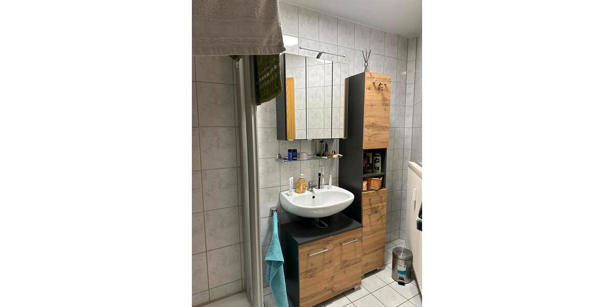 Dachgeschoßwohnung Werdau - 2 Zimmer, 51 m&sup2;, 330&euro; | Angebot:25756456