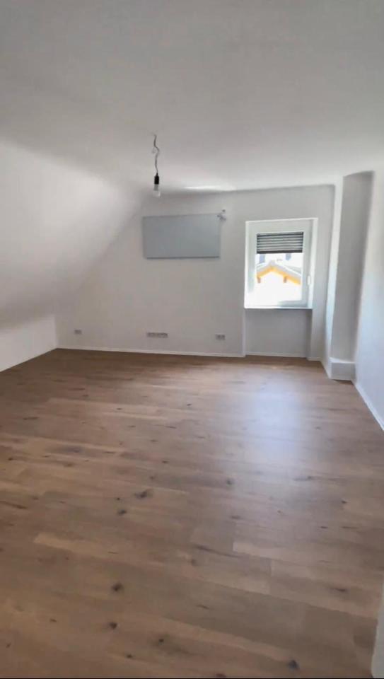 2 Zimmer Wohnung in Dillingen zimmer