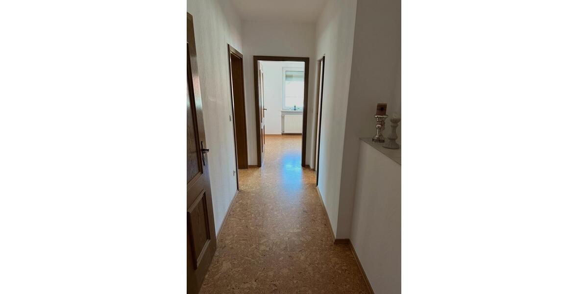 Wohnen auf Zeit Ochsenfurt - 3 Zimmer, 65 m&sup2;, 14&euro; | Angebot:26568179