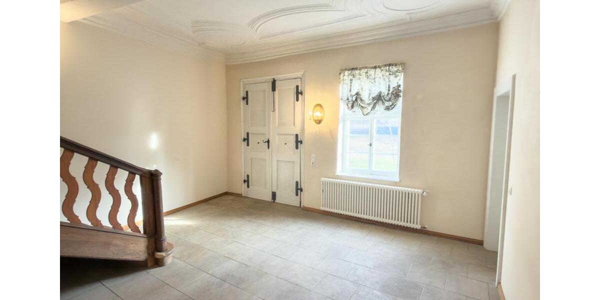 Maisonettenwohnung Ebern - 5 Zimmer, 223 m&sup2;, 1.890&euro; | Angebot:24192661