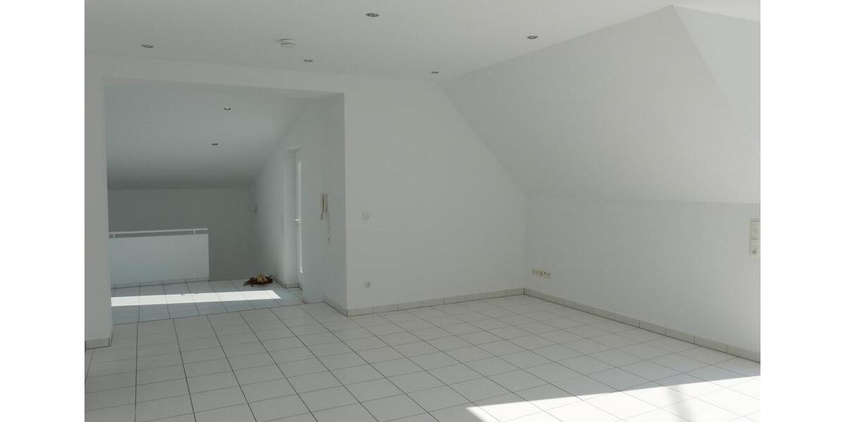 Etagenwohnung Fell - 5 Zimmer, 166 m&sup2;, 970&euro; | Angebot:25476187
