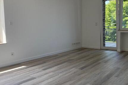 3-Zimmer-Wohnung mit großem Balkon in ruhiger Lage 3 zimmer