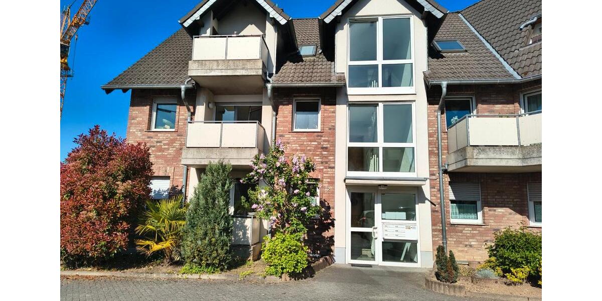 Etagenwohnung Niederkassel - 3 Zimmer, 77 m&sup2;, 1.013&euro; | Angebot:26413013
