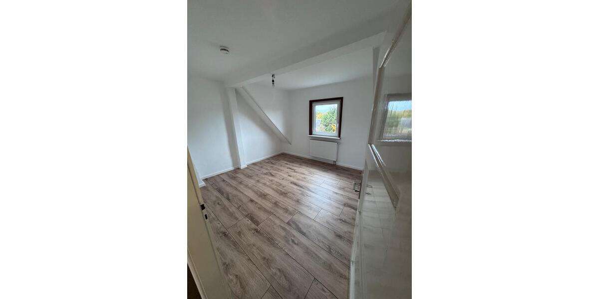 Reihenhaus Wolfenbüttel - 4.5 Zimmer, 112 m&sup2;, 1.300&euro; | Angebot:26019668