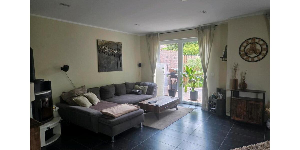 Doppelhaushälfte Barßel - 4 Zimmer, 120 m&sup2;, 1.100&euro; | Angebot:26542676