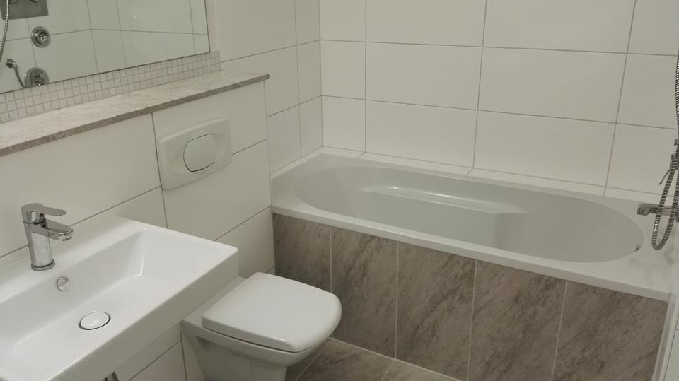 Großzügige 2-Zimmer Wohnung 72 qm in Köln-Junkersdorf, 890€ kalt