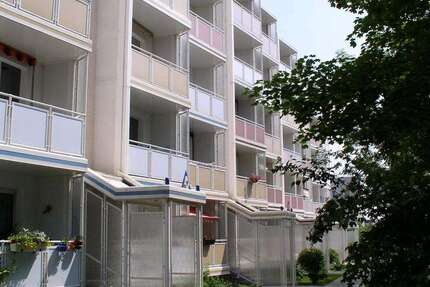 Wohnung Gotha Gotha West - 4 Zimmer, 71 m&sup2;, 392&euro; | Angebot:19278116