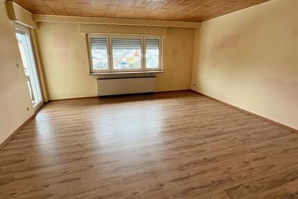 Wohnung Dellfeld - 3 Zimmer, 92 m&sup2;, 600&euro; | Angebot:24441827