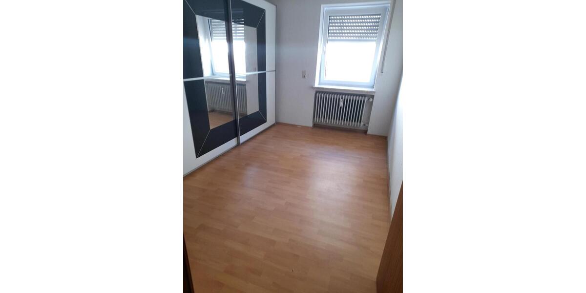 Erdgeschoßwohnung Thannhausen - 3 Zimmer, 90 m&sup2;, 900&euro; | Angebot:24653195