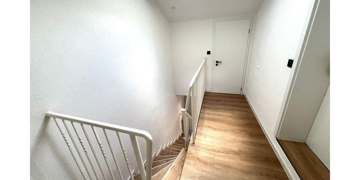 Zimmer Nußbaum - 3 Zimmer, 85 m&sup2;, 1.050&euro; | Angebot:25683775