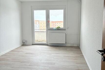 Wohnung Zerbst (Anhalt) - 3 Zimmer, 68 m&sup2;, 455&euro; | Angebot:25717372