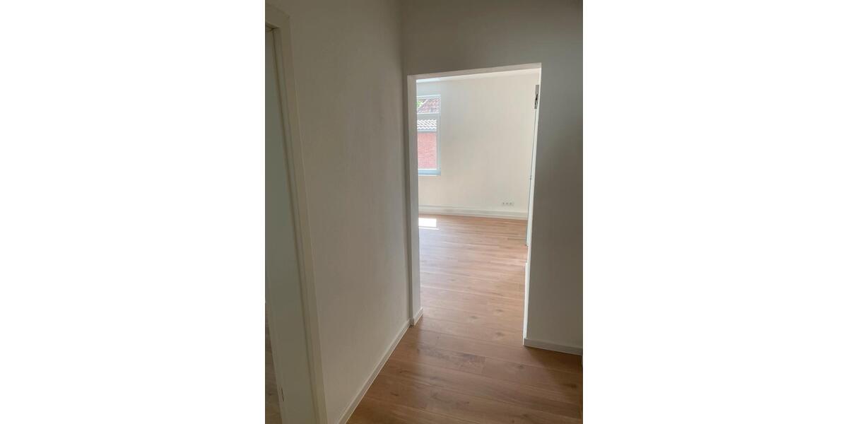 Etagenwohnung Uetze - 4 Zimmer, 88 m&sup2;, 900&euro; | Angebot:26624869