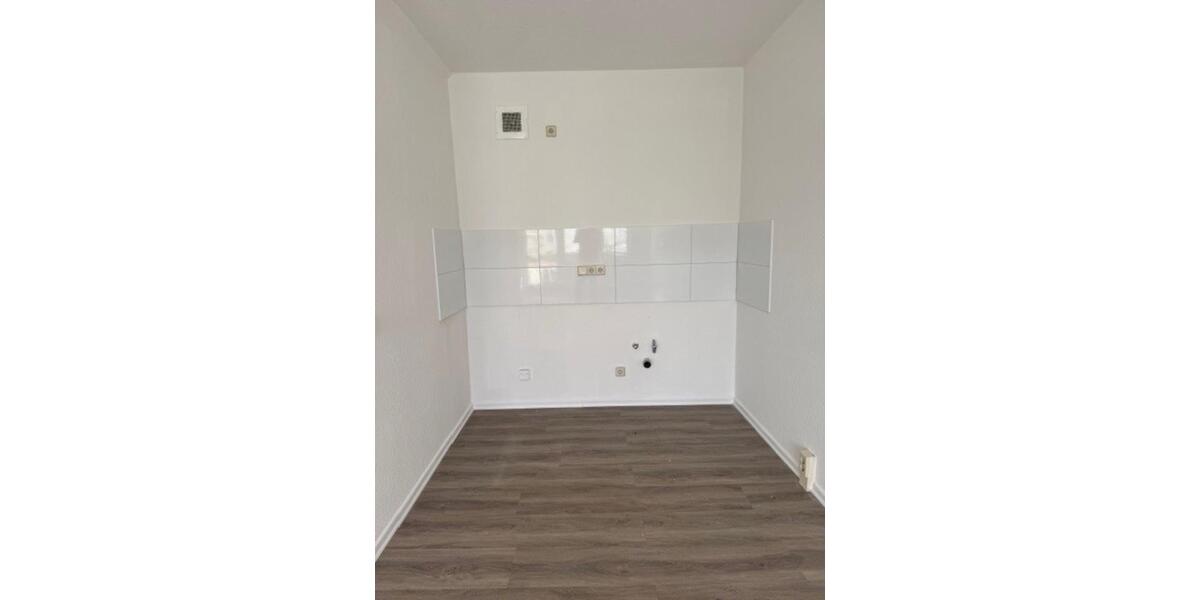 Etagenwohnung Blankenhain - 3 Zimmer, 52 m&sup2;, 285&euro; | Angebot:23778682