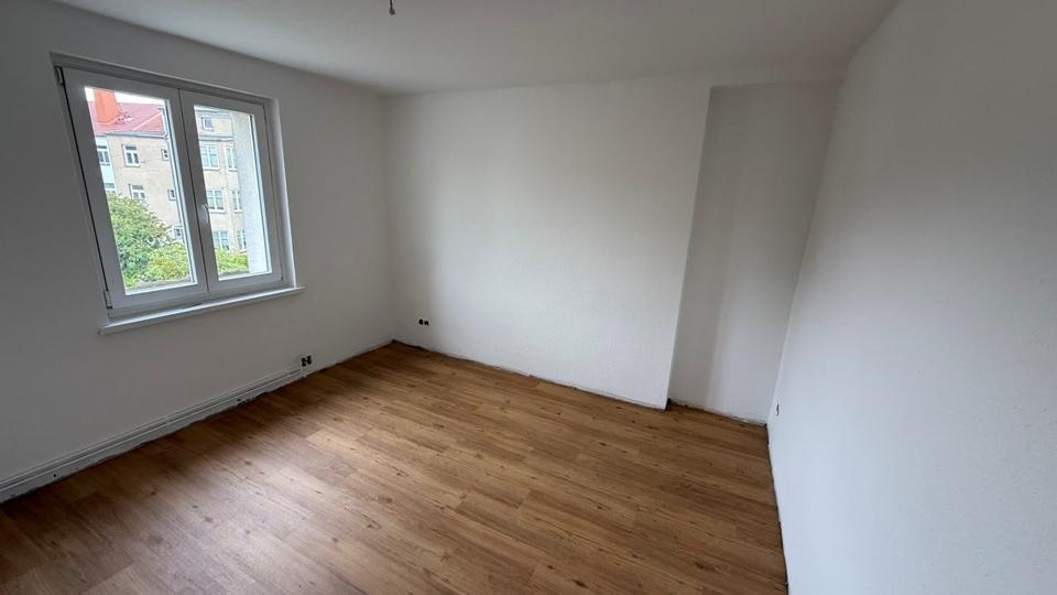 Frisch sanierte 3 Zimmer-Wohnung in der Von-Flotow-Straße zu mieten!