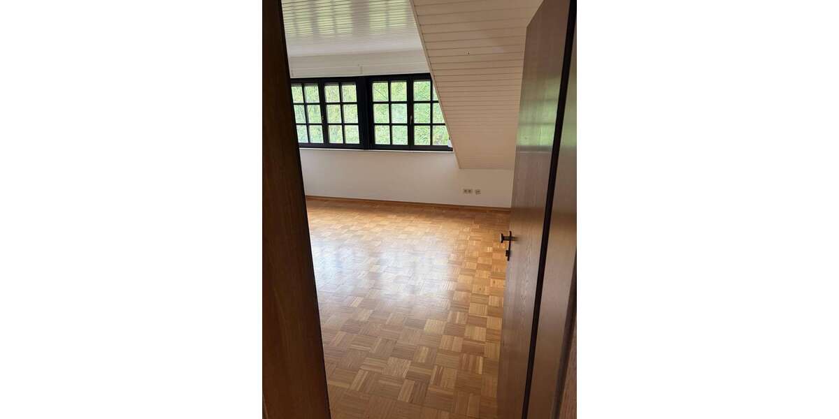 Etagenwohnung Wiesbaden Bierstadt - 1 Zimmer, 25 m&sup2;, 500&euro; | Angebot:26856568