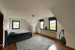 Dachgeschoßwohnung Bergisch Gladbach - 2 Zimmer, 80 m&sup2;, 1.230&euro; | Angebot:26535391