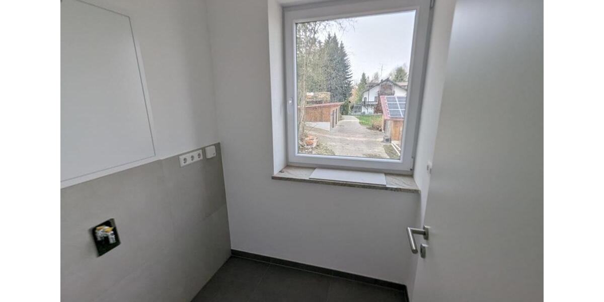 Etagenwohnung Berkheim - 4 Zimmer, 146 m&sup2;, 1.590&euro; | Angebot:25905622